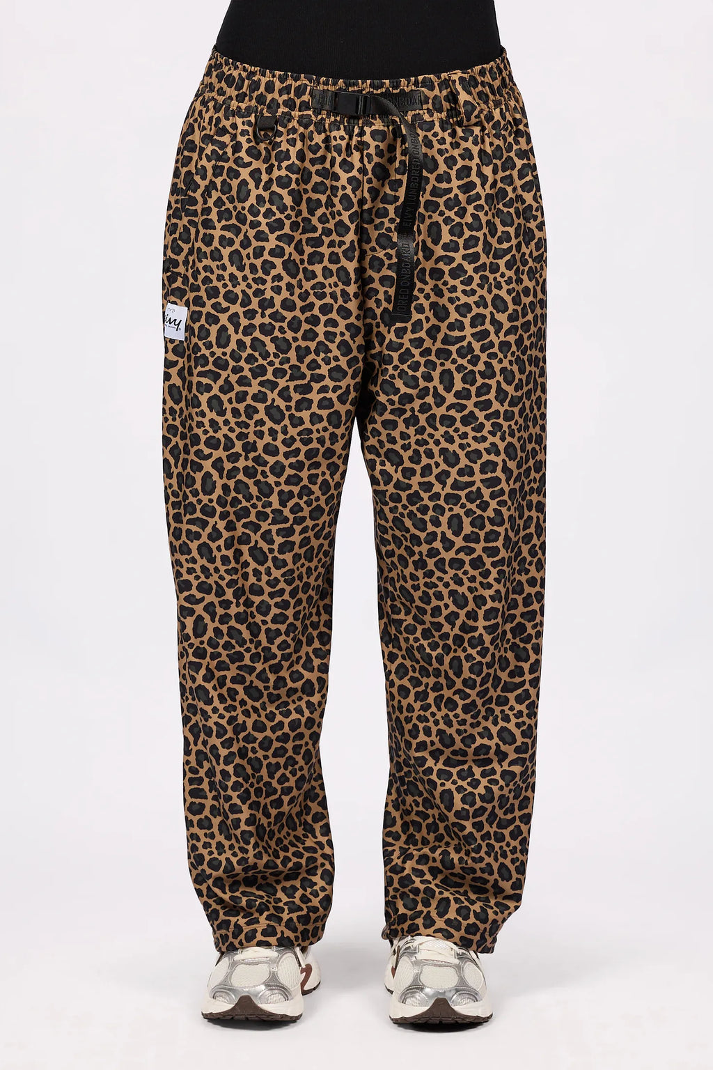 Versa Travel Pants - Leopard