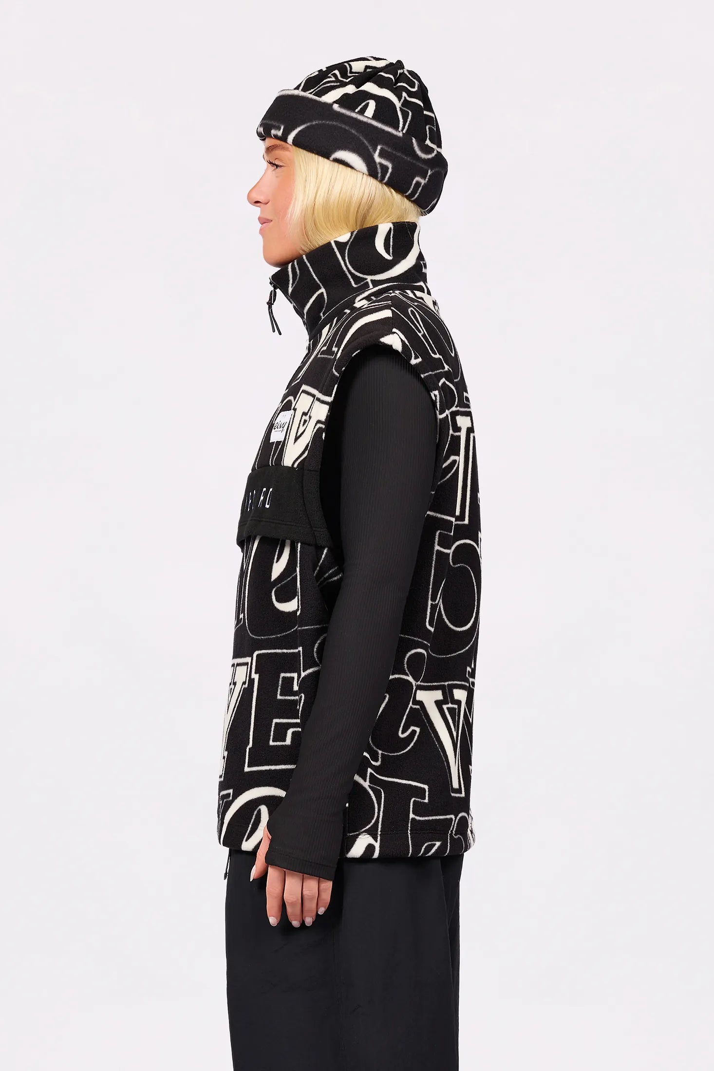 Ball Fleece Vest - Typo Black