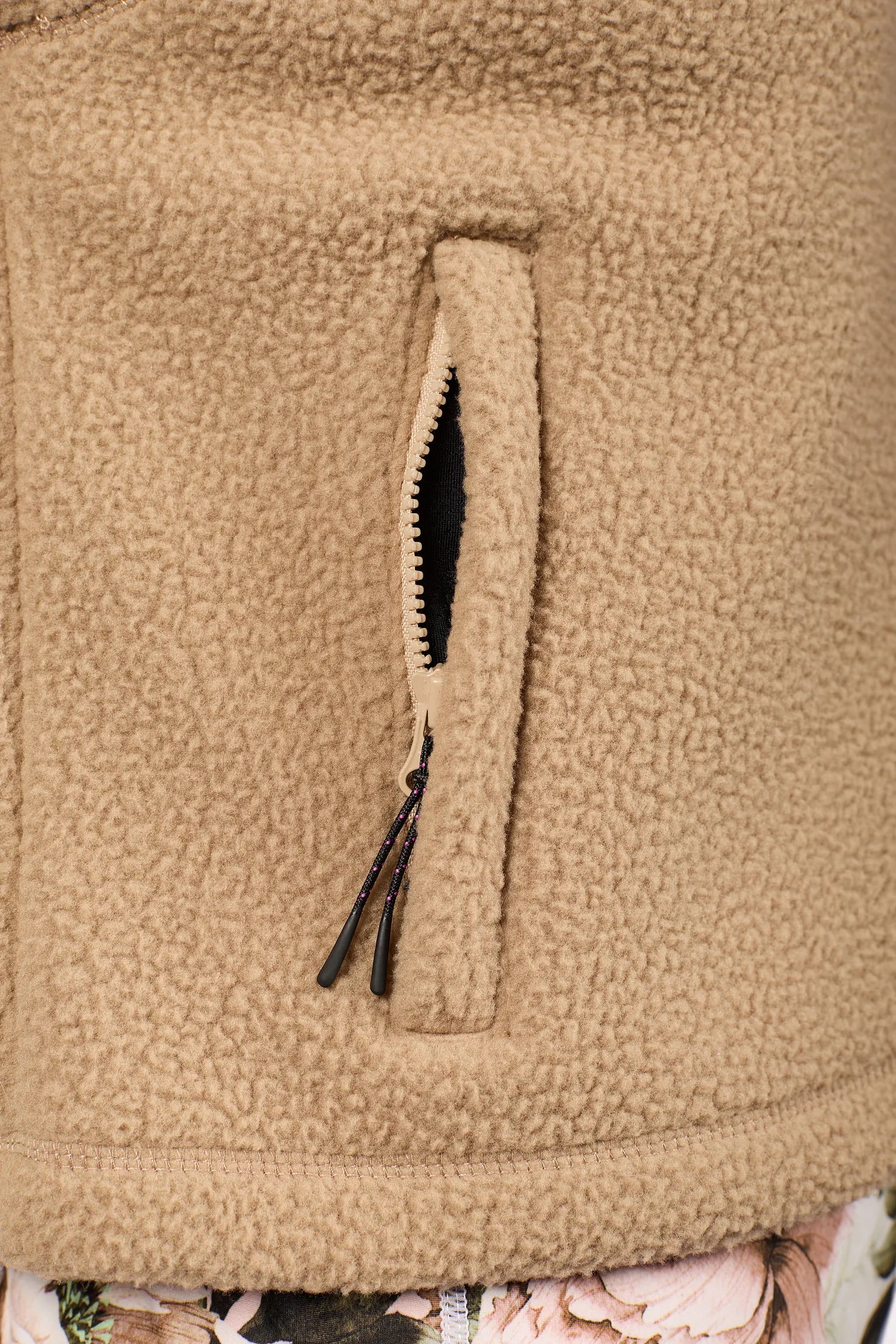 Boxy Sherpa Vest - Sand