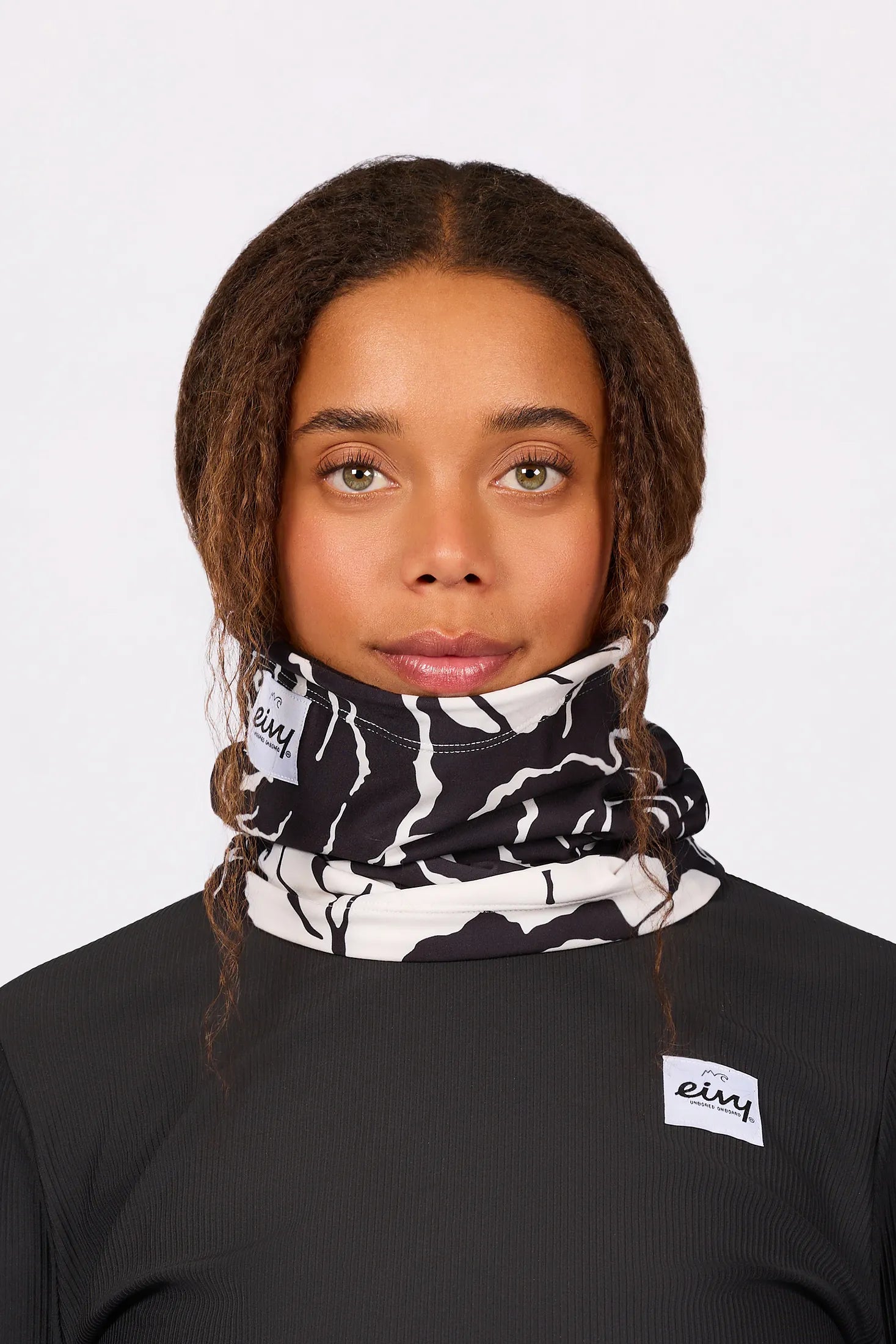 Colder Beanie Neckwarmer - Black Rose