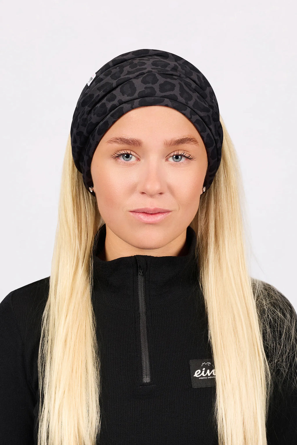 Colder Neckwarmer - Black Leopard