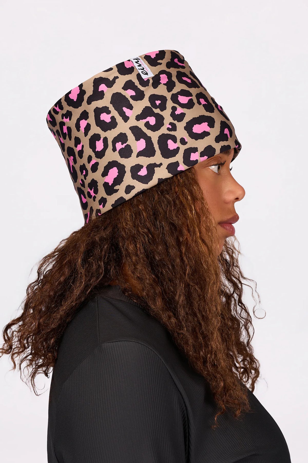 Colder Neckwarmer - Pink Leopard