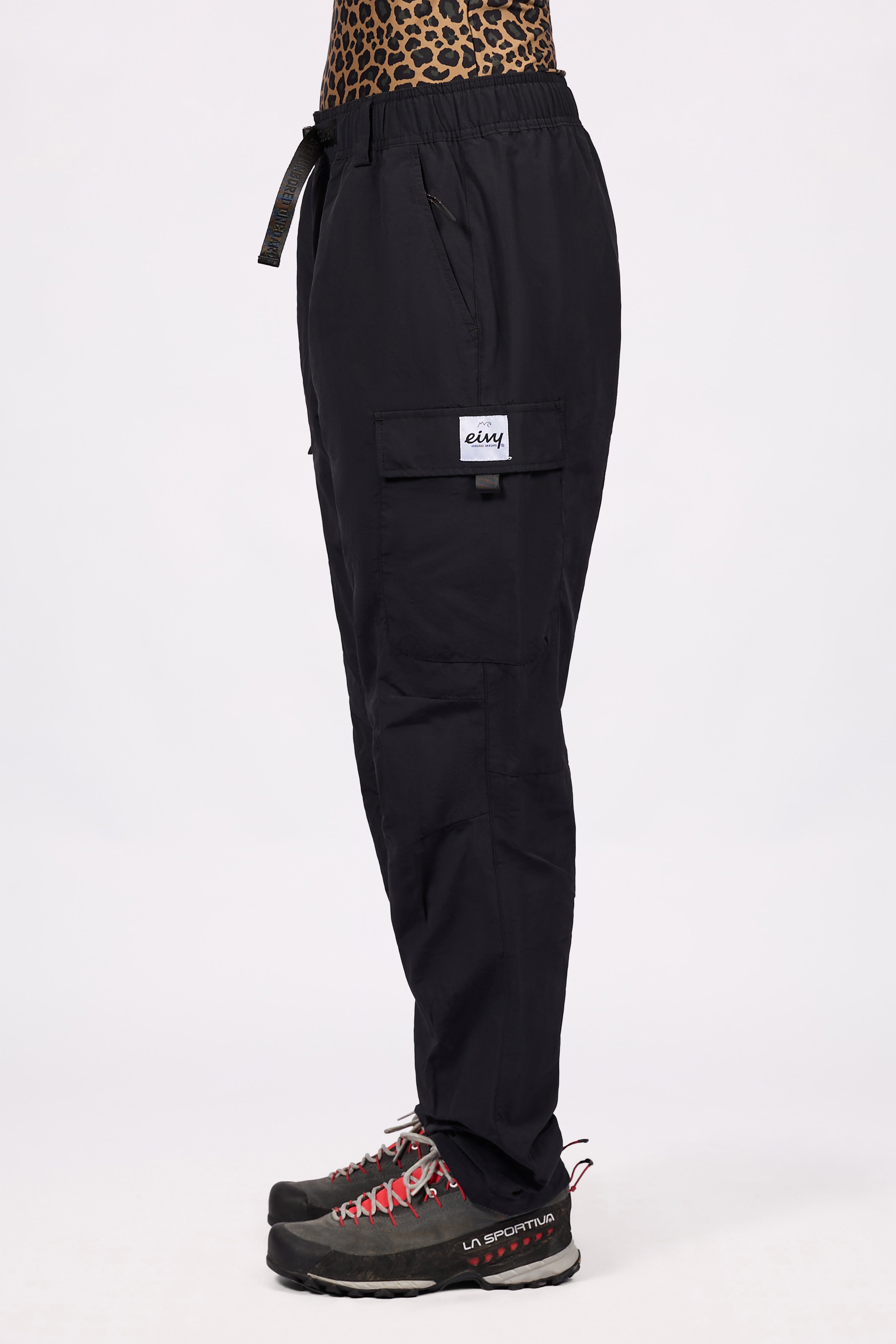 Fitted Outdoor Pants - Black