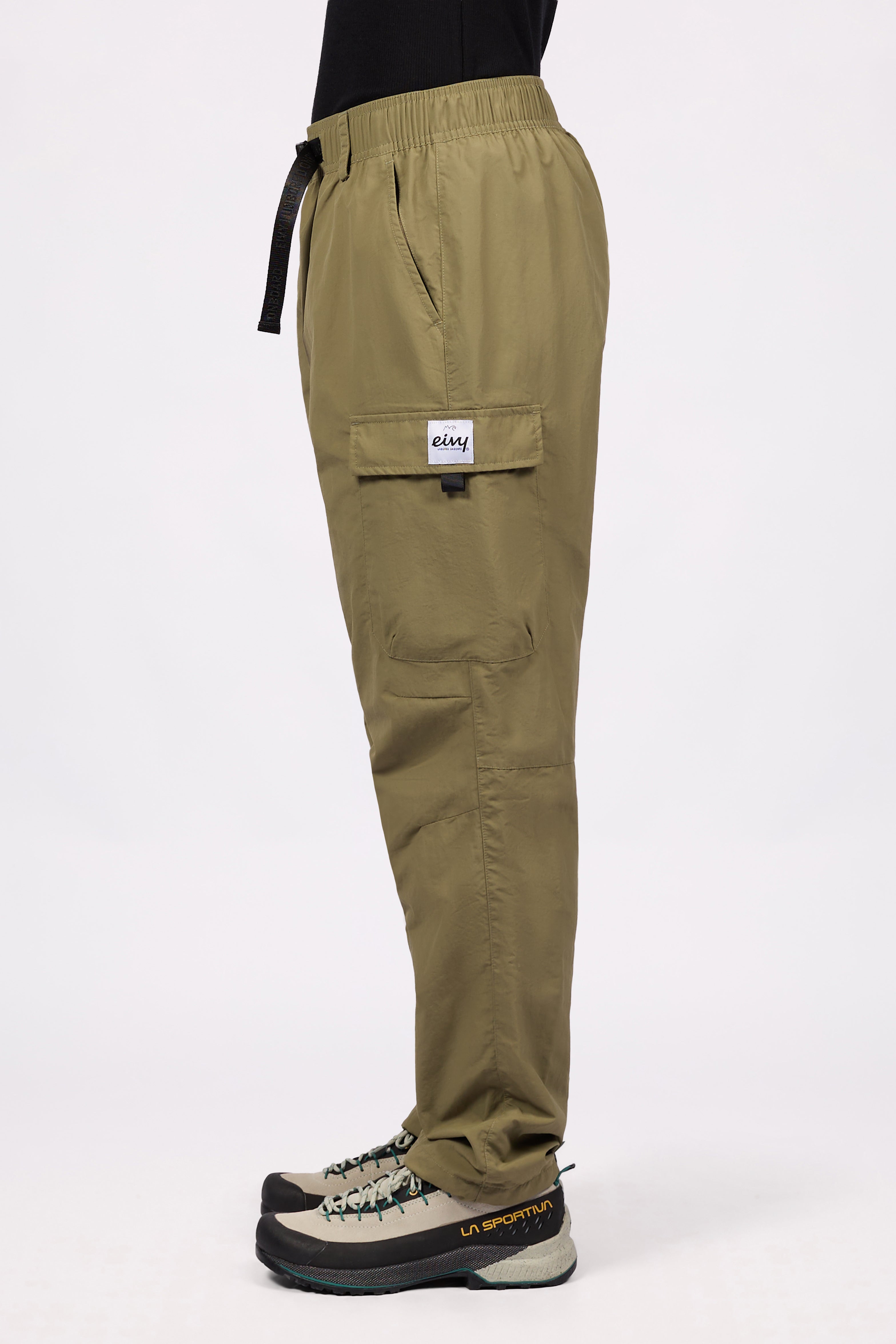 Fitted Outdoor Pants - Olive