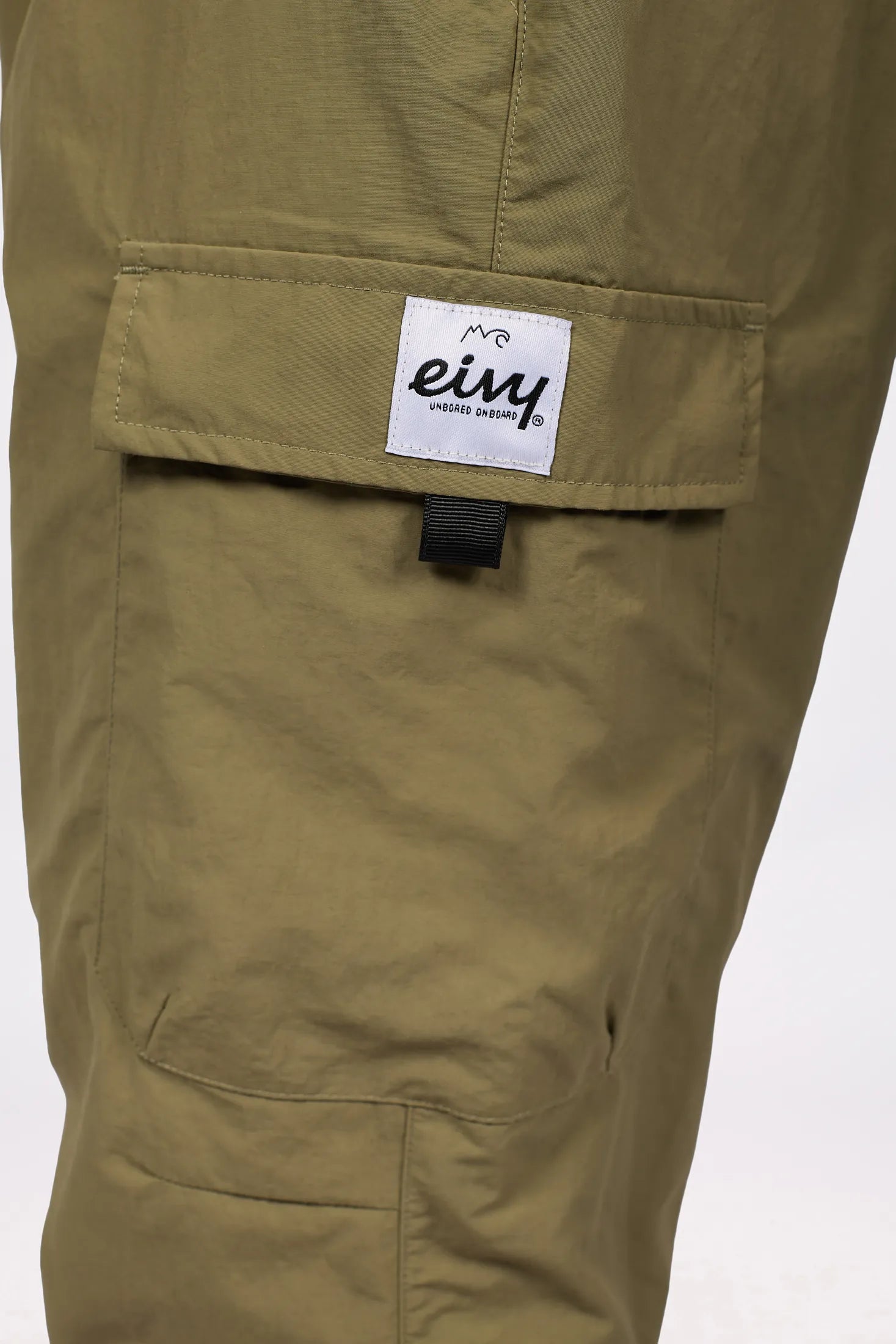 Fitted Outdoor Pants - Olive