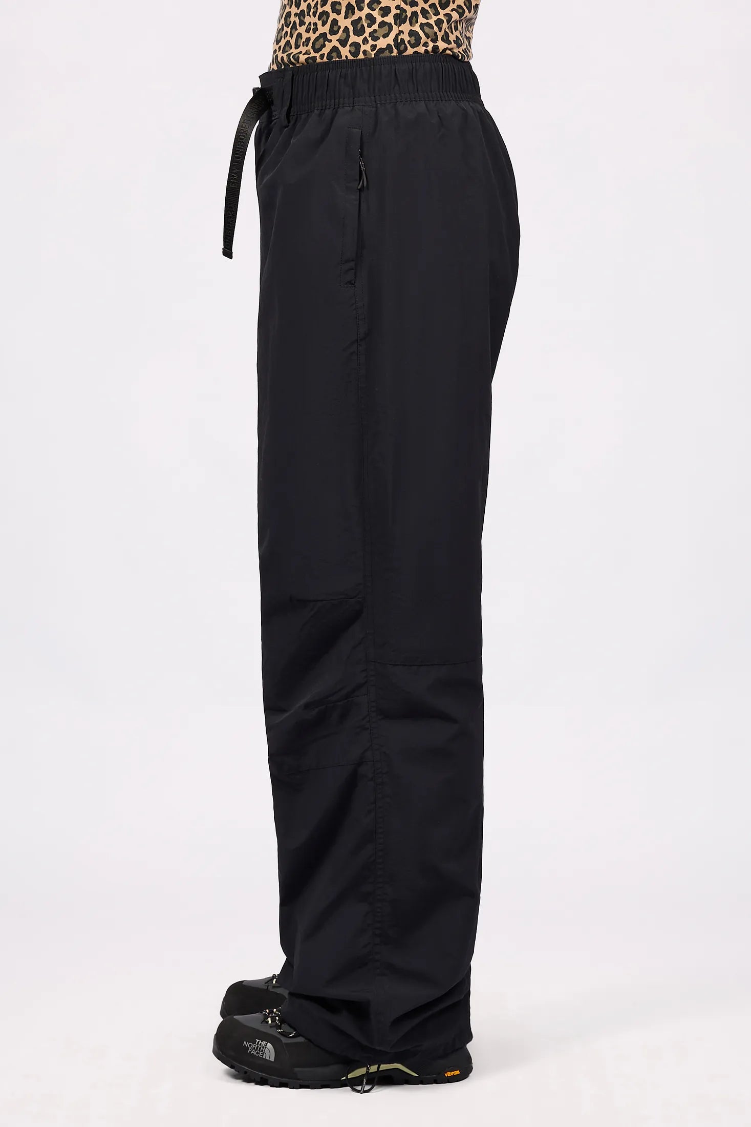 Oversized Outdoor Pants - Black