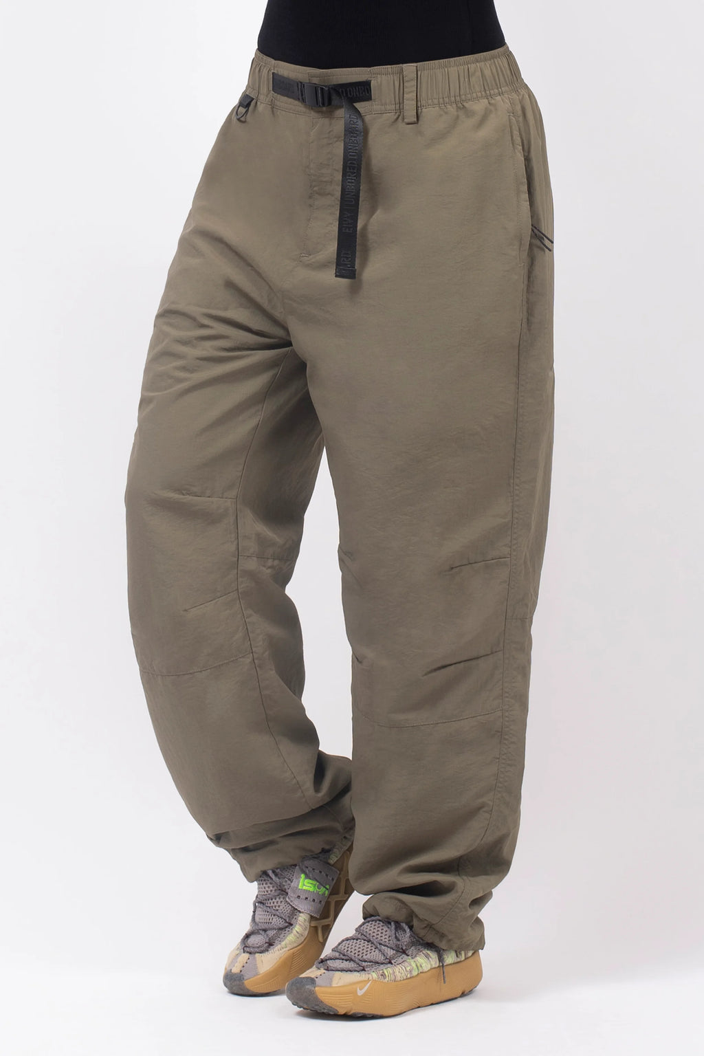 Oversized Outdoor Pants - Olive