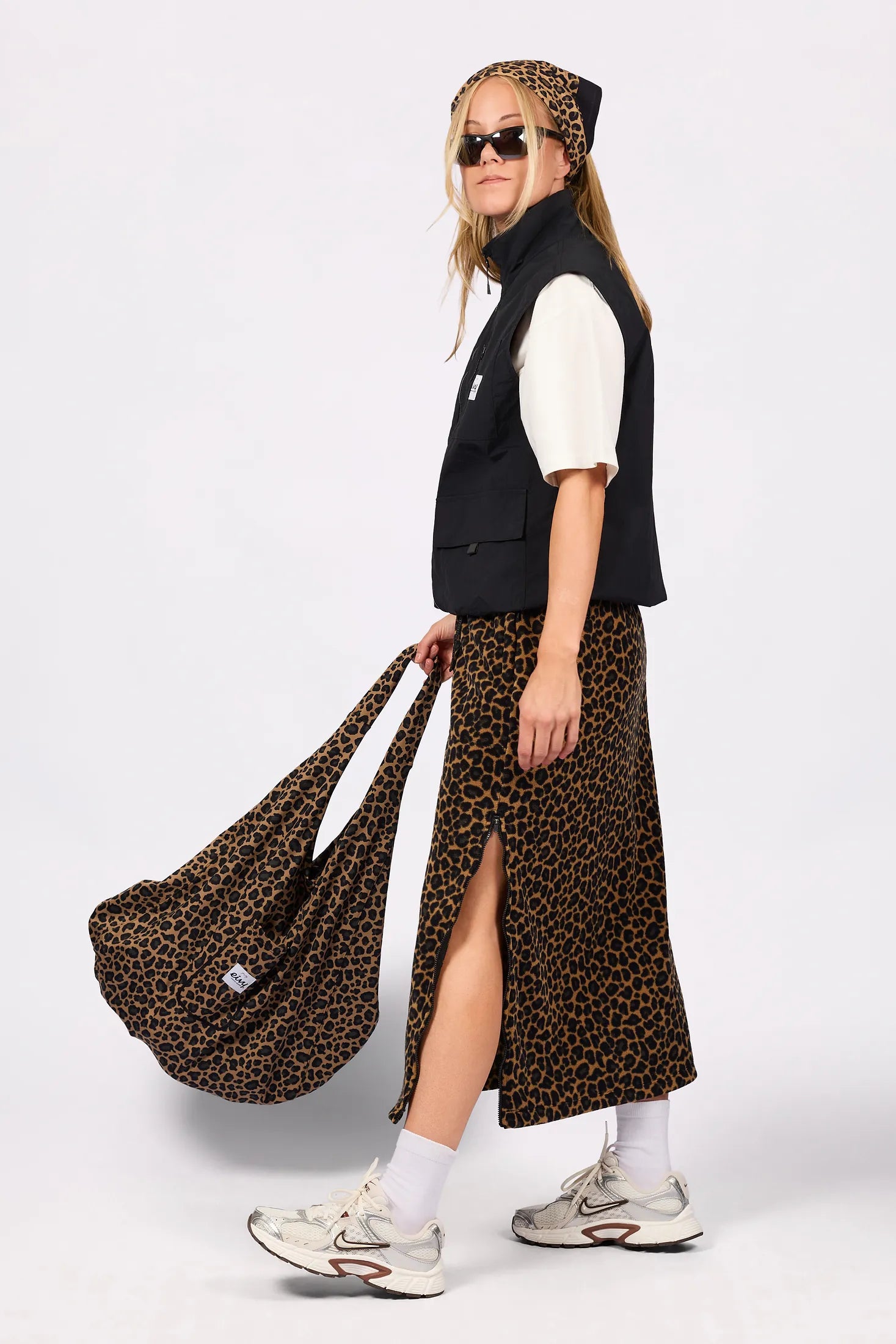 Versa Fleece Mountain Skirt - Leopard