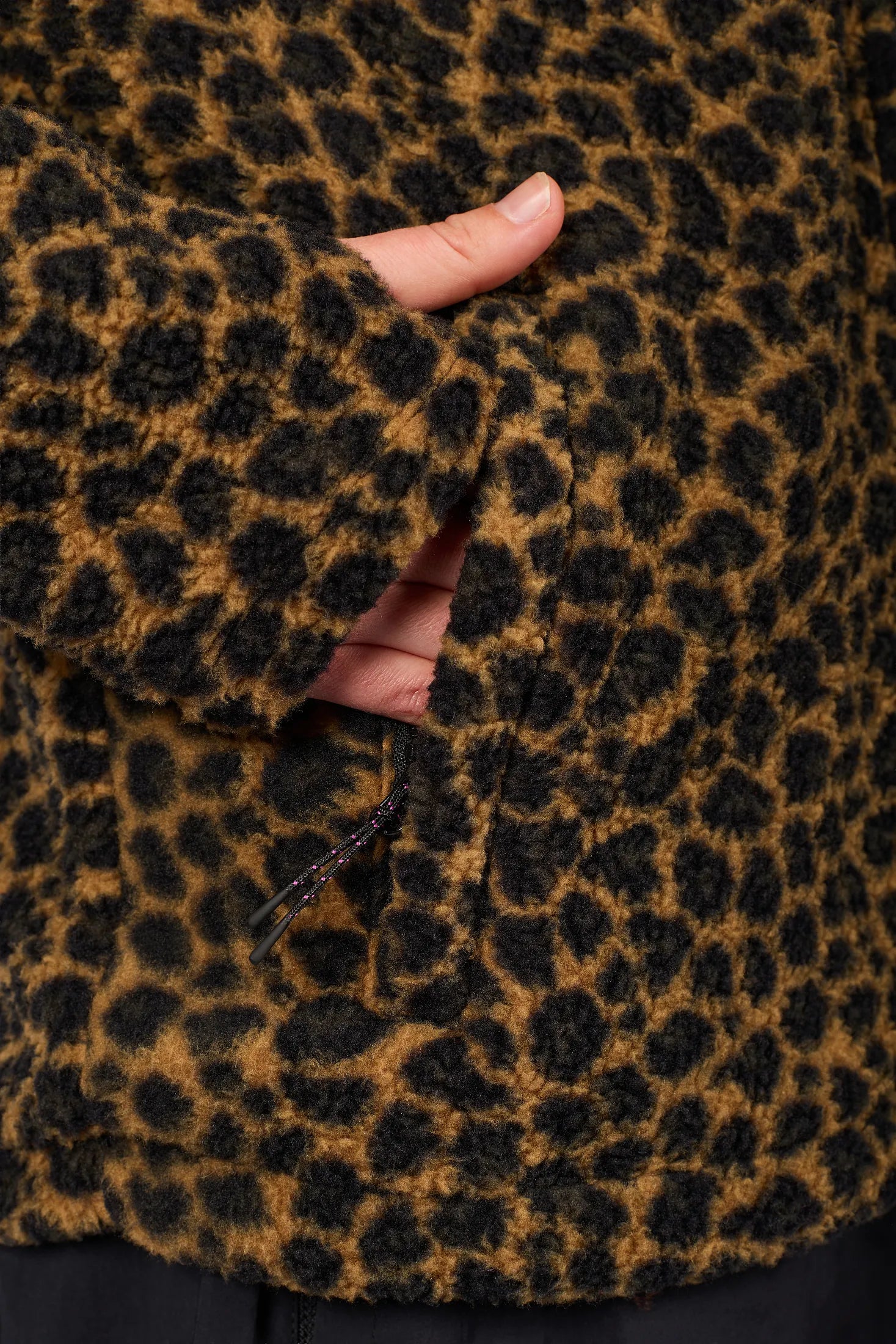 Versa Sherpa Jacket - Leopard