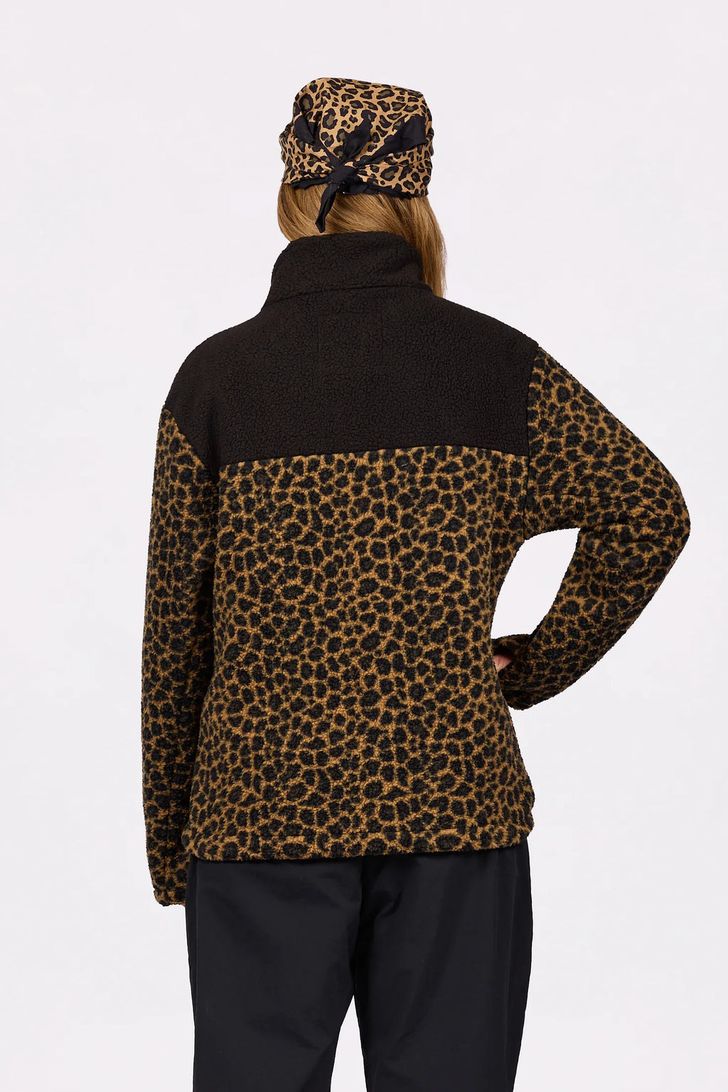 Versa Sherpa Jacket - Leopard