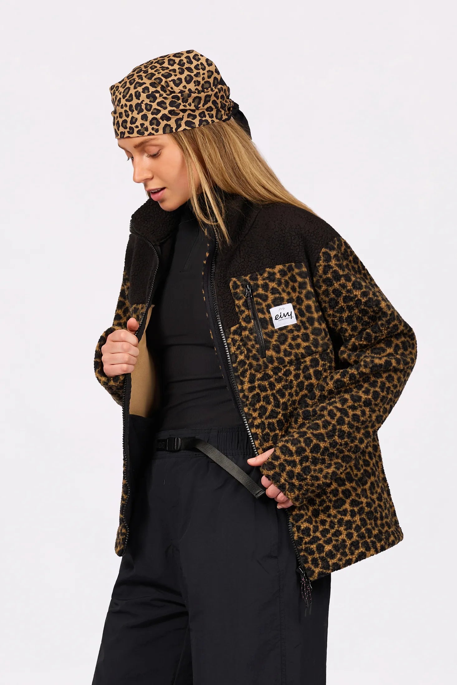 Versa Sherpa Jacket - Leopard
