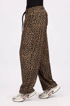 Versa Travel Pants - Leopard