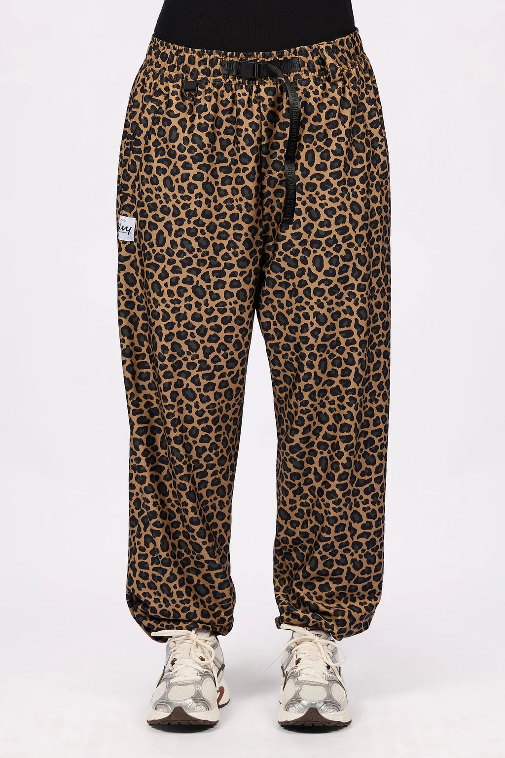 Versa Travel Pants - Leopard