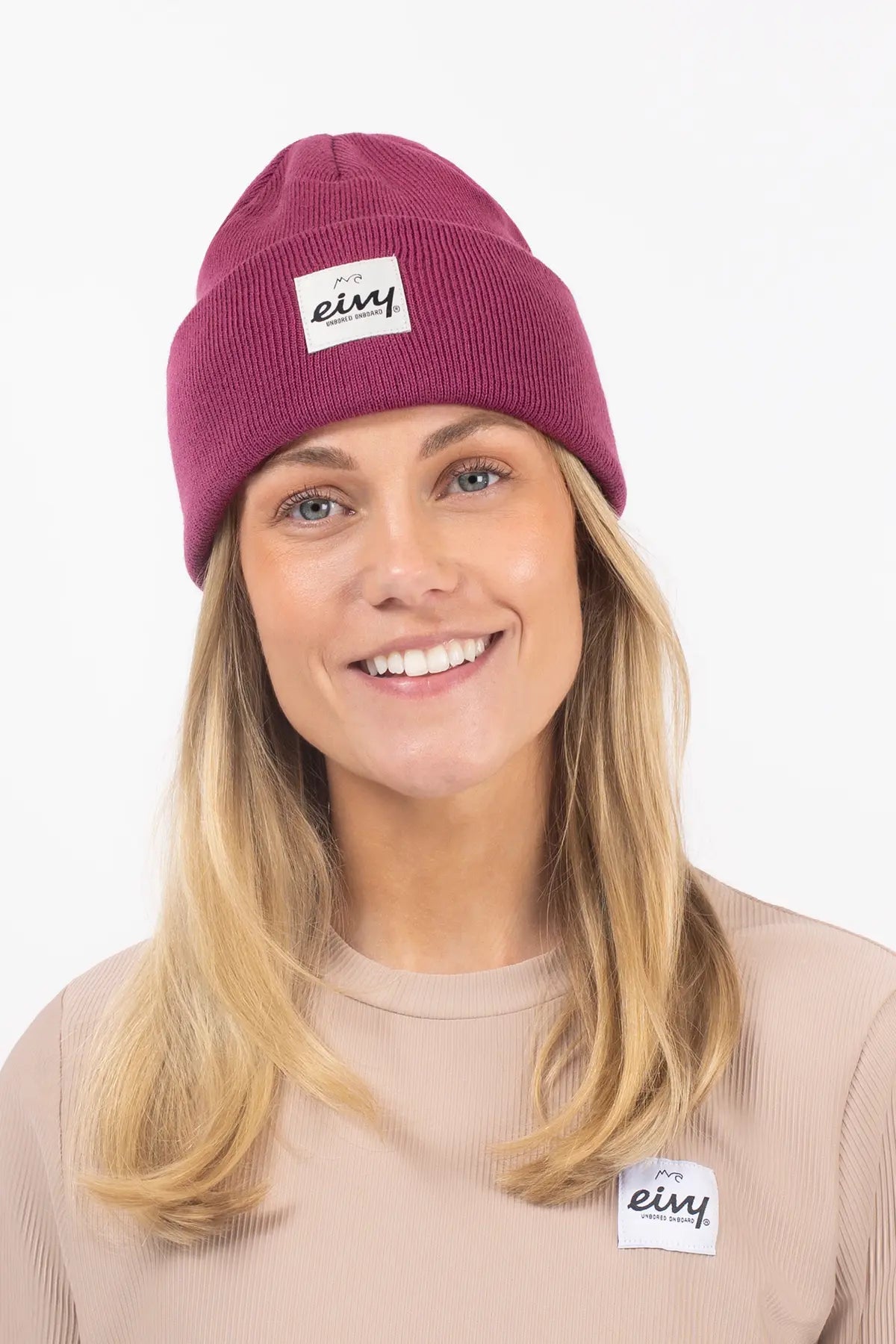 Watcher Beanie - Pinkgundy
