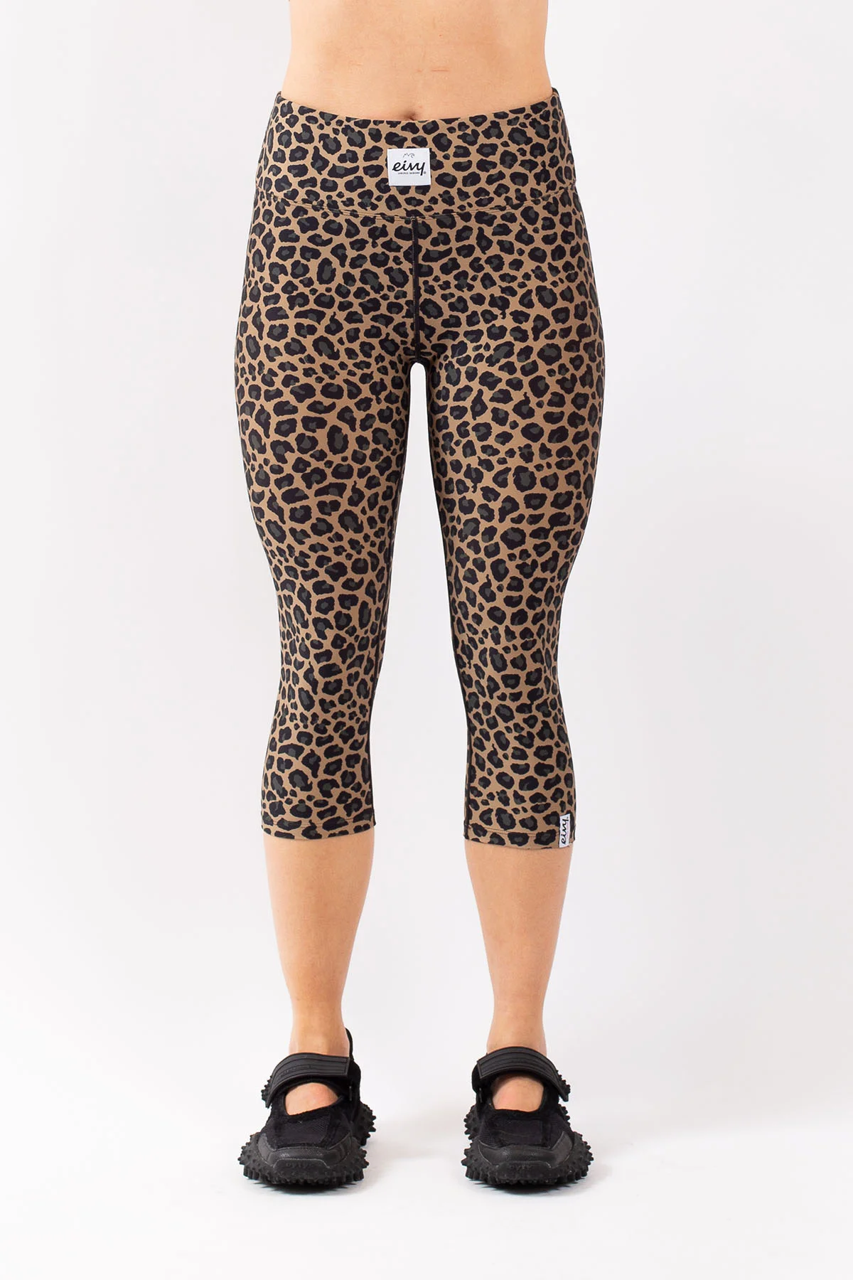 https://www.eivy.co/image/7078/Base-layer-icecold-tights-3-4-Leopard-Front-2.webp