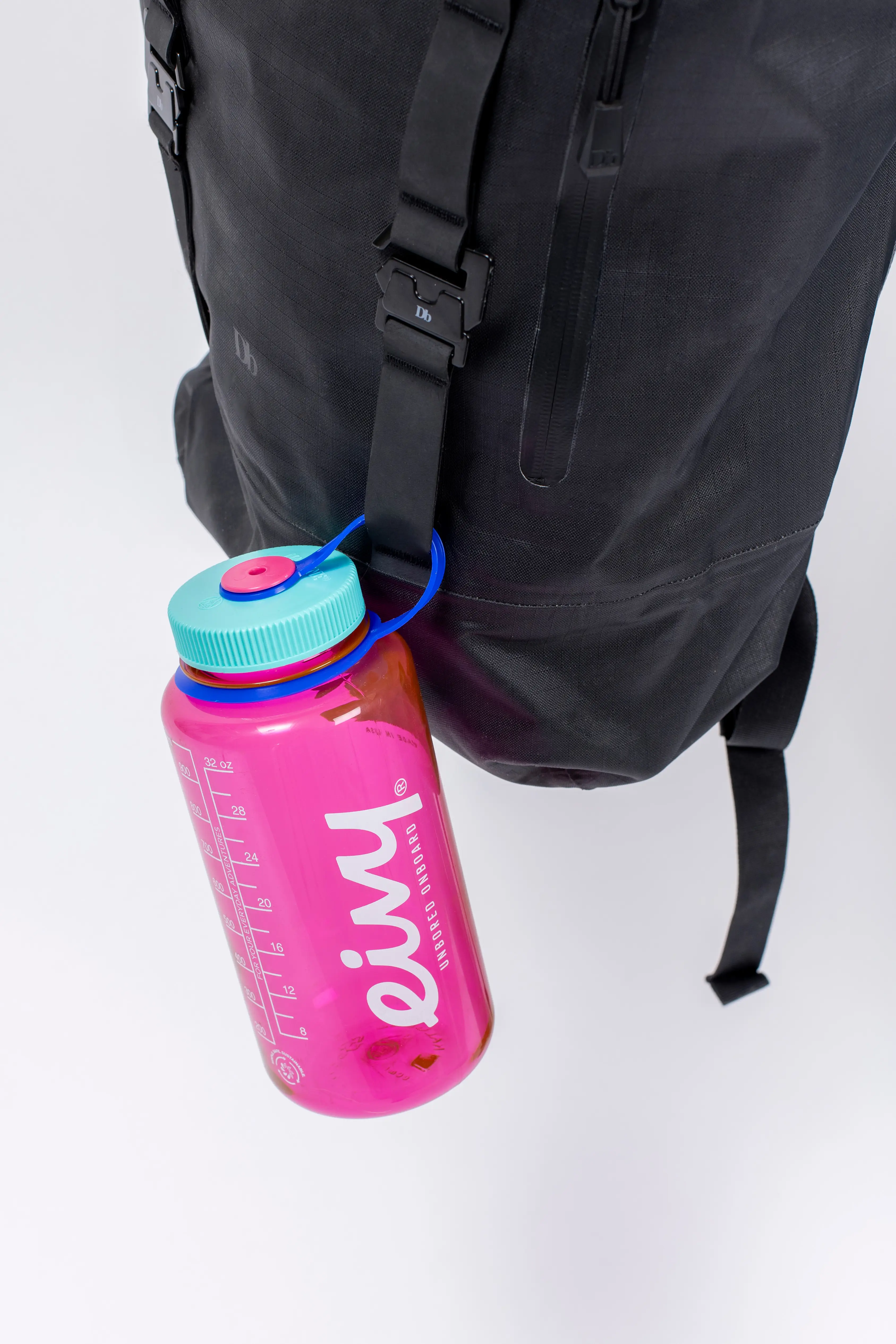 Eivy x Nalgene Bottle Sustain Electric Magenta