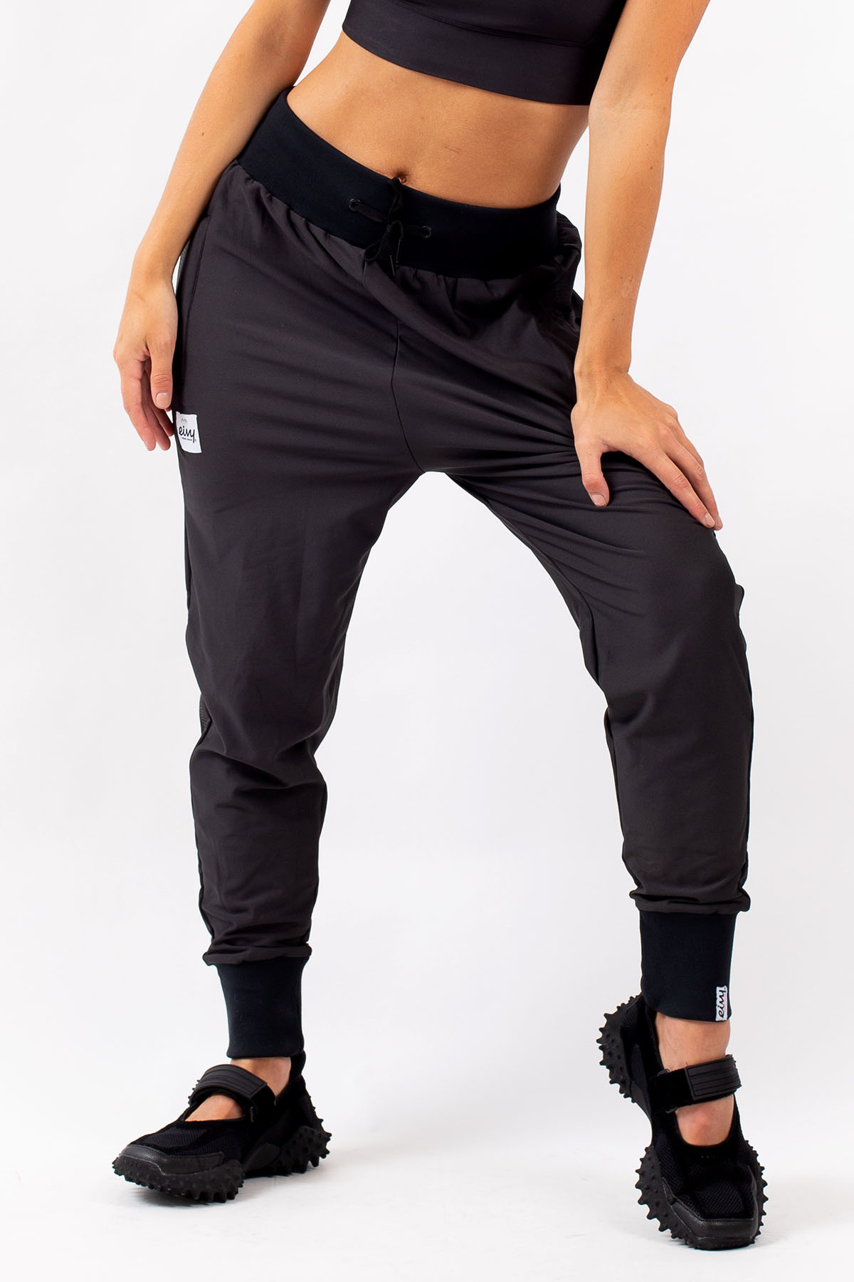 Harlem Travel Pants - Black | XS