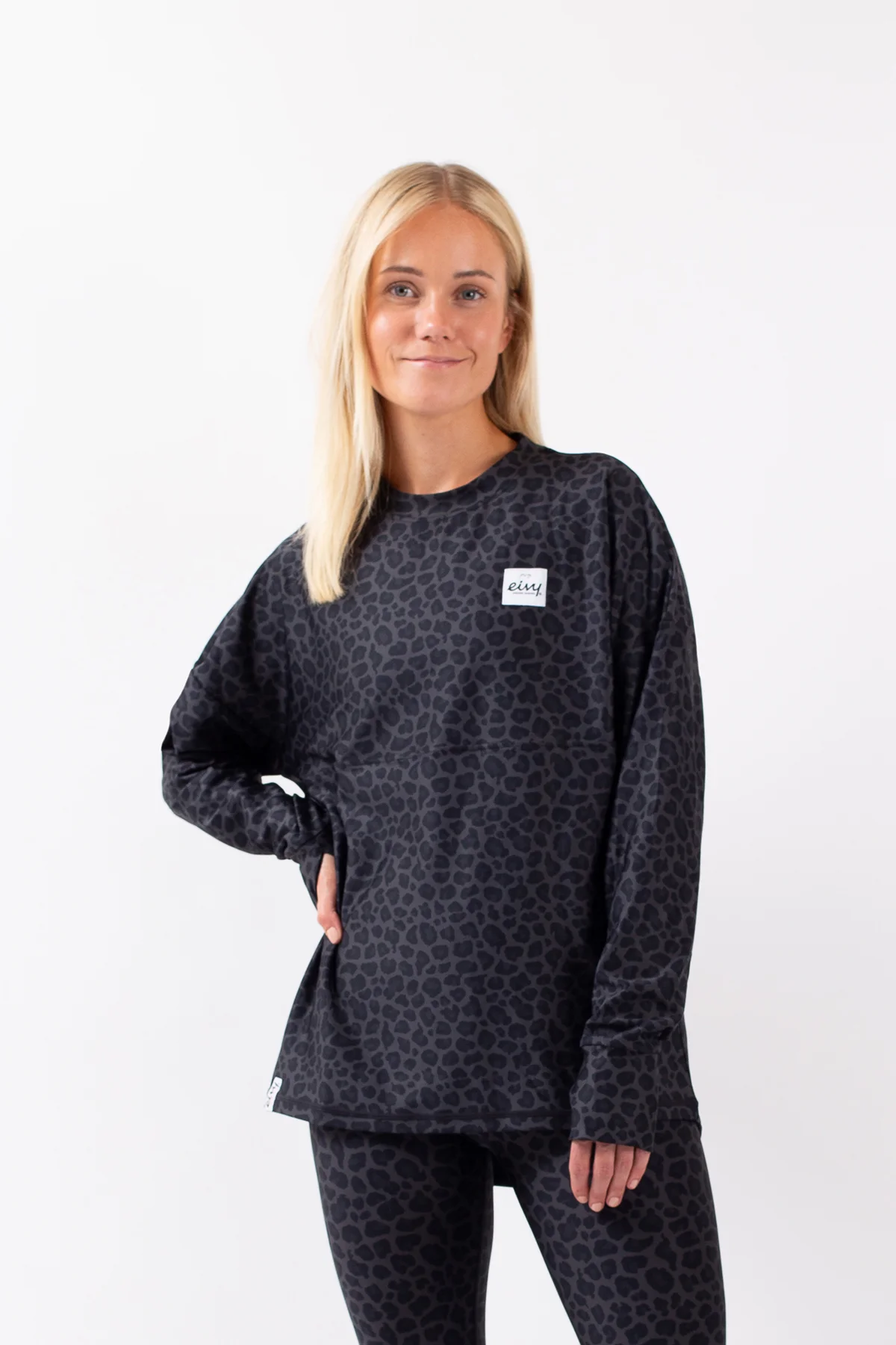 Venture Top - Black Leopard | S