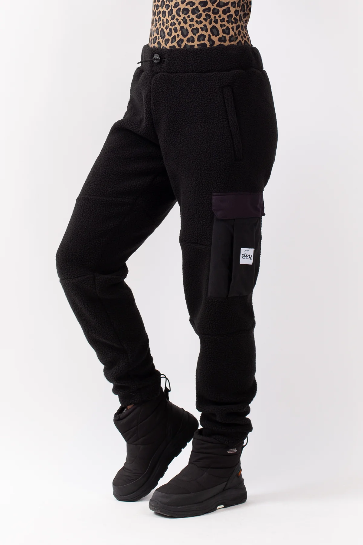Cargo Sherpa Pants - Black | XXL